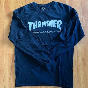 BLACK THRASHER LONGSLEEVE